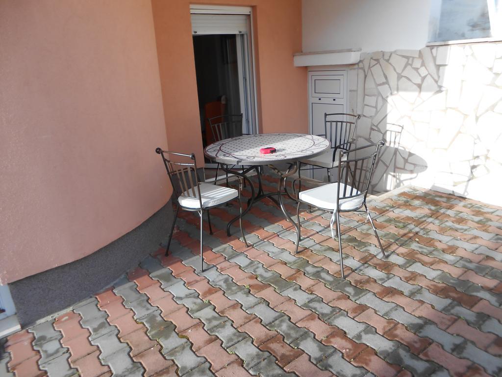Apartments Luvi Trogir Bilik gambar