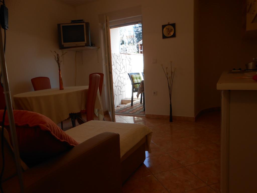 Apartments Luvi Trogir Bilik gambar