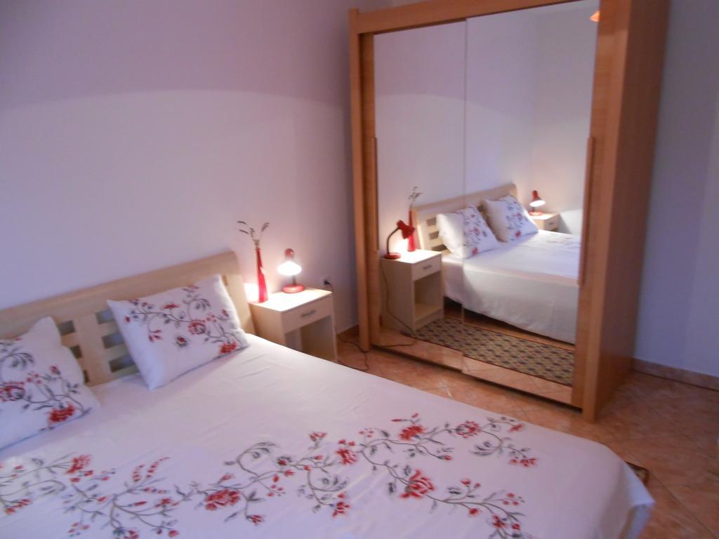 Apartments Luvi Trogir Bilik gambar
