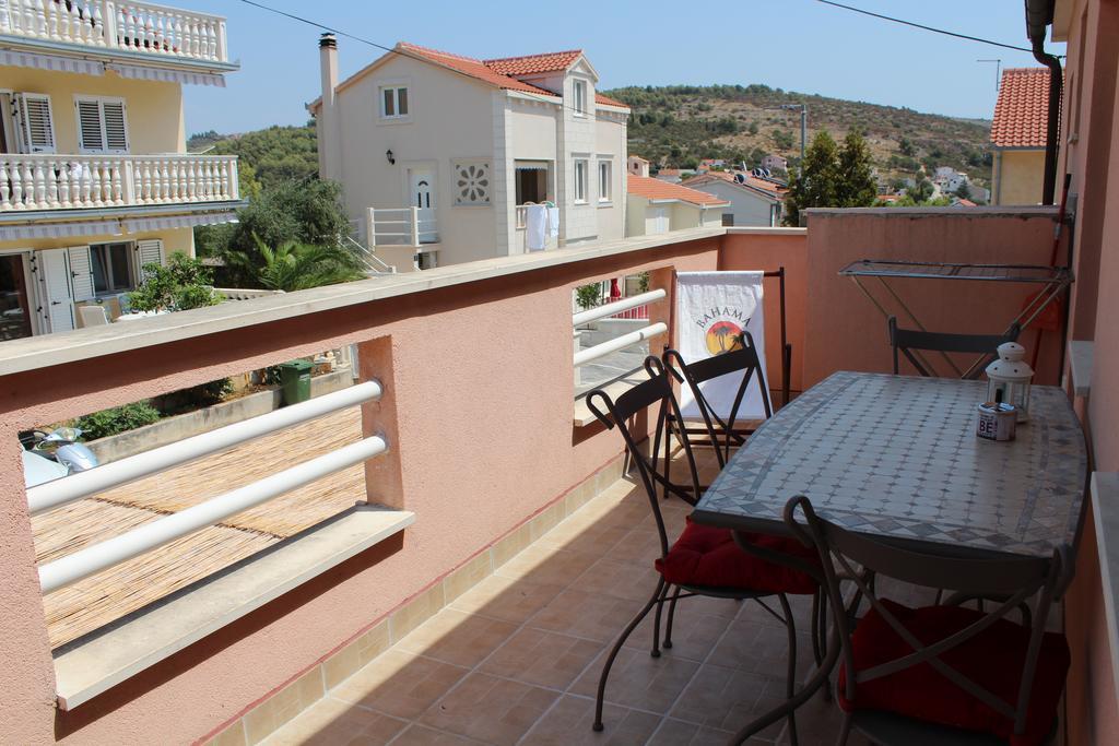 Apartments Luvi Trogir Luaran gambar